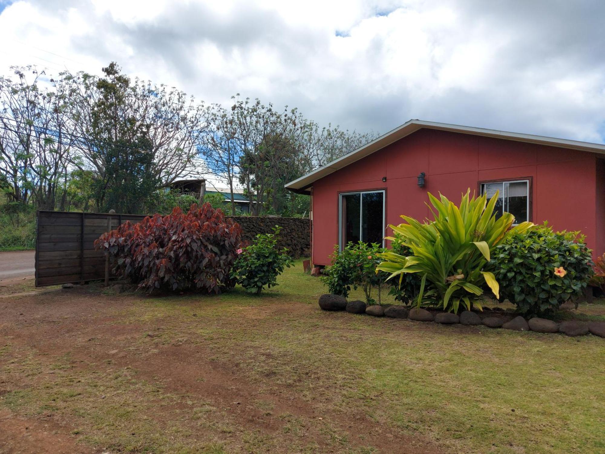 Uka Vaikava Villa Hanga Roa Exterior photo