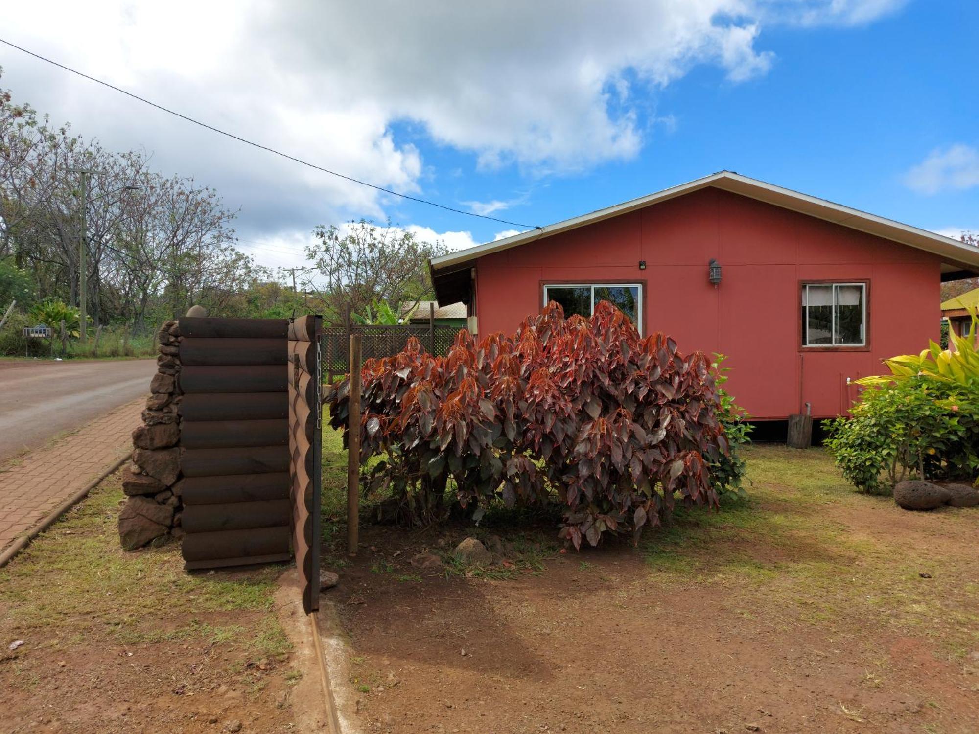 Uka Vaikava Villa Hanga Roa Exterior photo